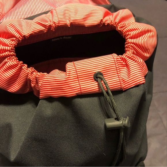 Hershel Little America Backpack - Picture 6 of 7